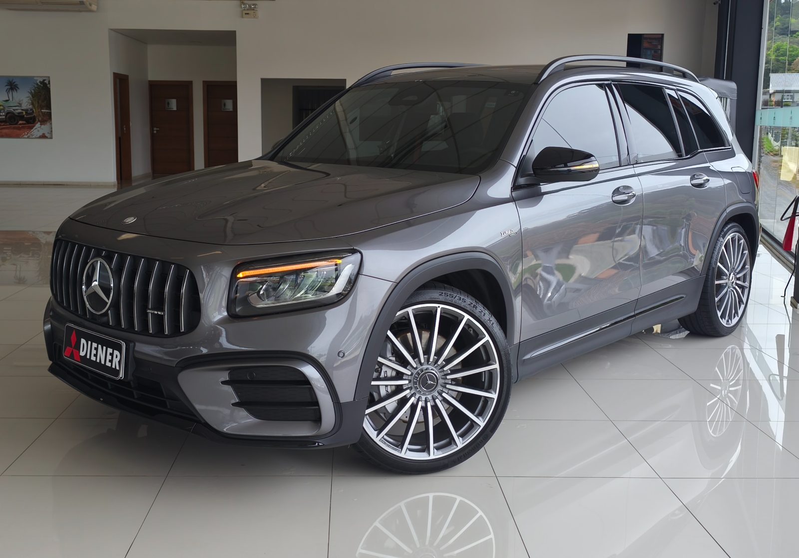 Mercedes-Benz Mercedes Benz GLB 35 AMG 2025