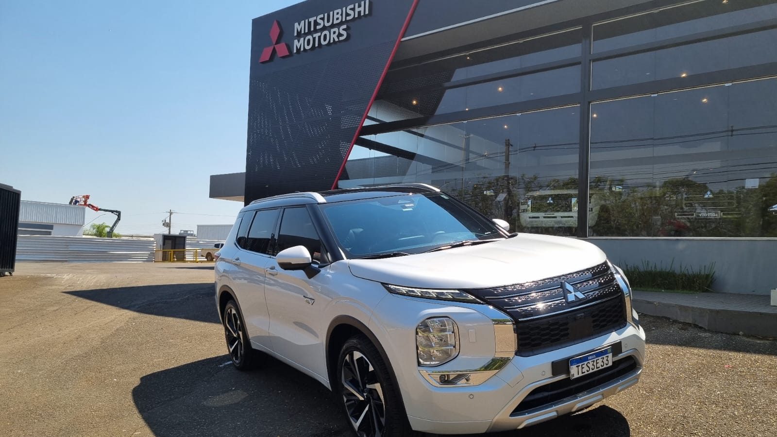 Mitsubishi OUTLANDER SIGNATURE PHEV