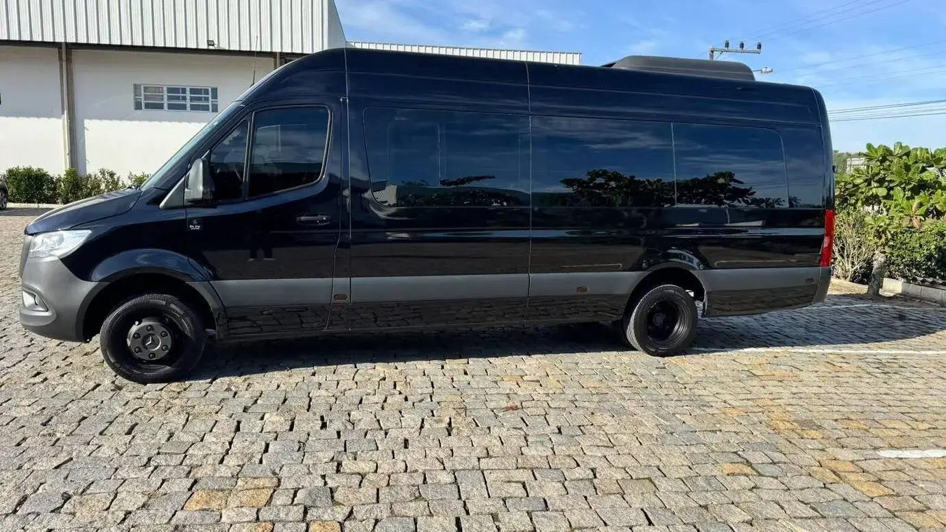 Mercedes SPRINTER 517 VAN 10 LUGARES EXECUTIVA