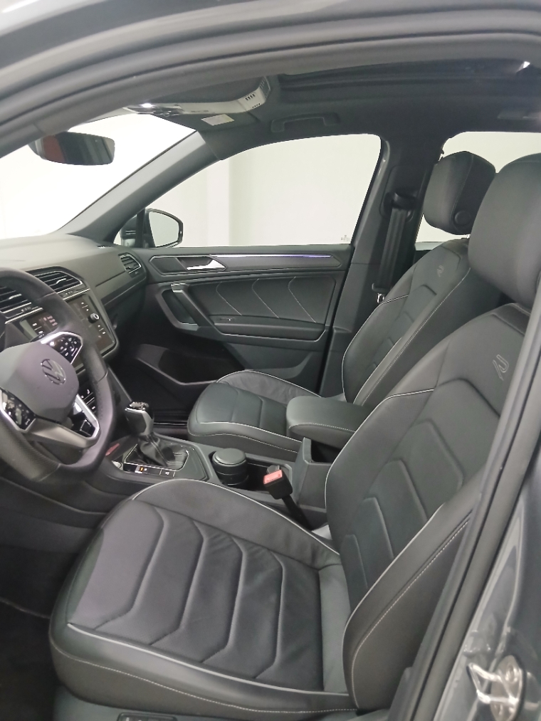 Volkswagen TIGUAN 2.0 300 TSI GASOLINA ALLSPACE R-LINE AUTOMÁTICO
