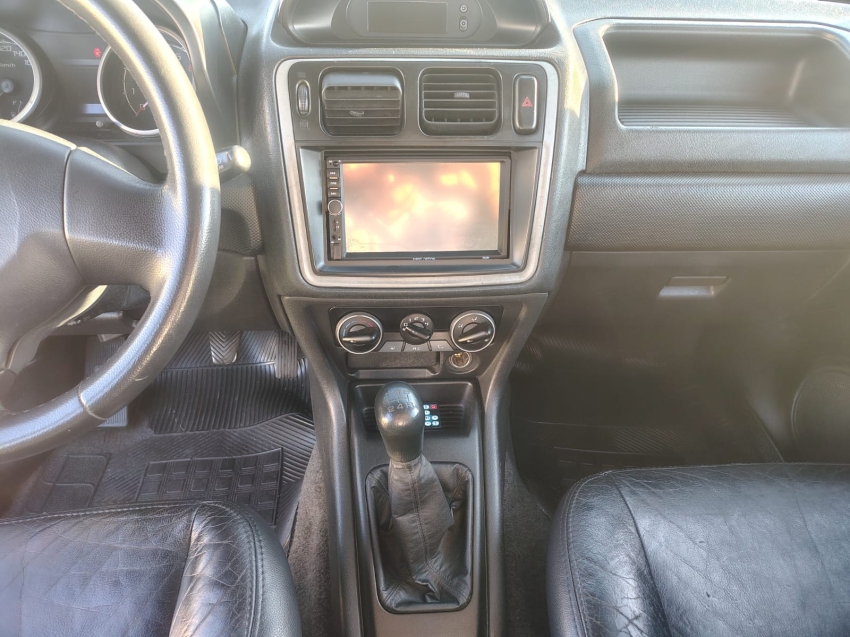 Mitsubishi PAJERO TR4 2.0 4X2 16V 140CV FLEX 4P MANUAL