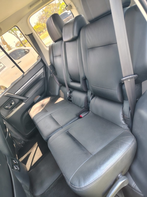 Mitsubishi PAJERO FULL 3.2 HPE 4X4 16V TURBO INTERCOOLER DIESEL 4P AUTOMÁTICO