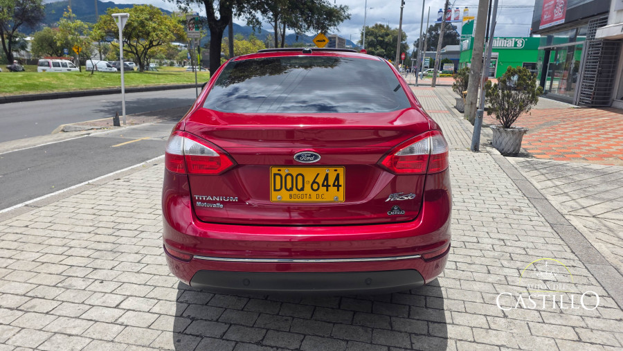 FORD FIESTA