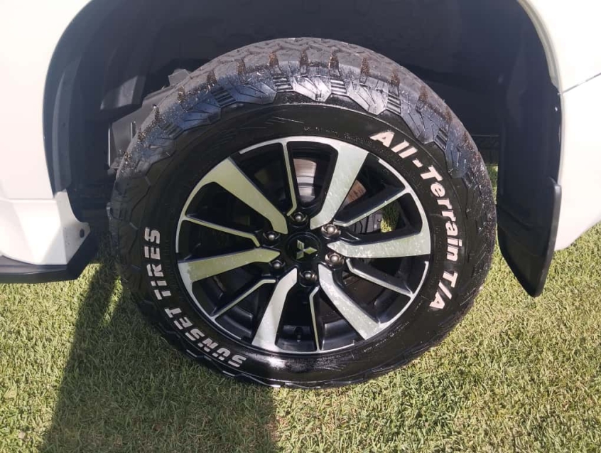 Mitsubishi PAJERO SPORT 2.4 16V MIVEC TURBO DIESEL HPE AWD AUTOMÁTICO