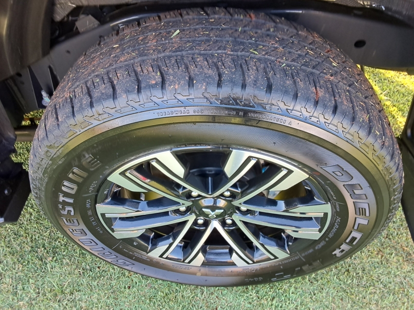 Mitsubishi PAJERO SPORT 2.4 16V MIVEC TURBO DIESEL HPE AWD AUTOMÁTICO