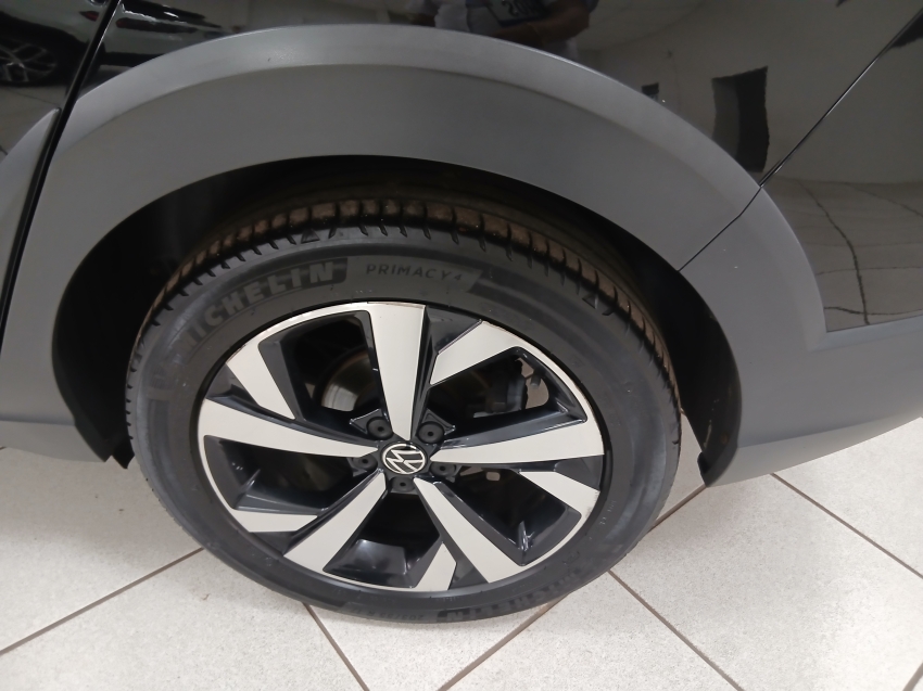 Volkswagen NIVUS 1.0 200 TSI TOTAL FLEX HIGHLINE AUTOMÁTICO