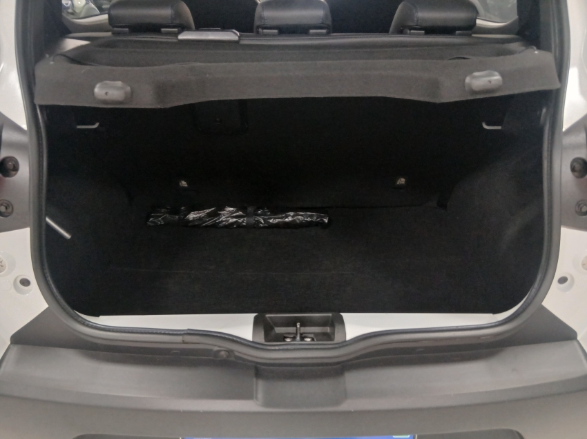 Renault KWID 1.0 12V SCE FLEX INTENSE MANUAL
