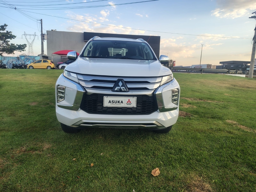 Mitsubishi PAJERO SPORT 2.4 16V MIVEC TURBO DIESEL HPE AWD AUTOMÁTICO