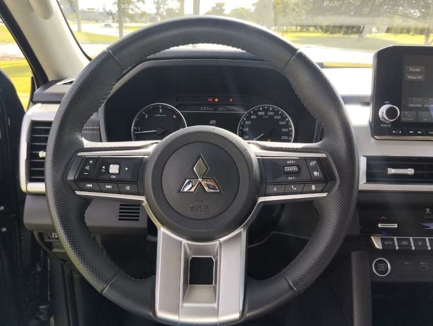 Mitsubishi TRITON 2.4 BITURBO DIESEL CD HPE-S 4X4 AUTOMÁTICO