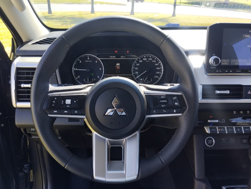 Mitsubishi TRITON 2.4 BITURBO DIESEL CD HPE-S 4X4 AUTOMÁTICO