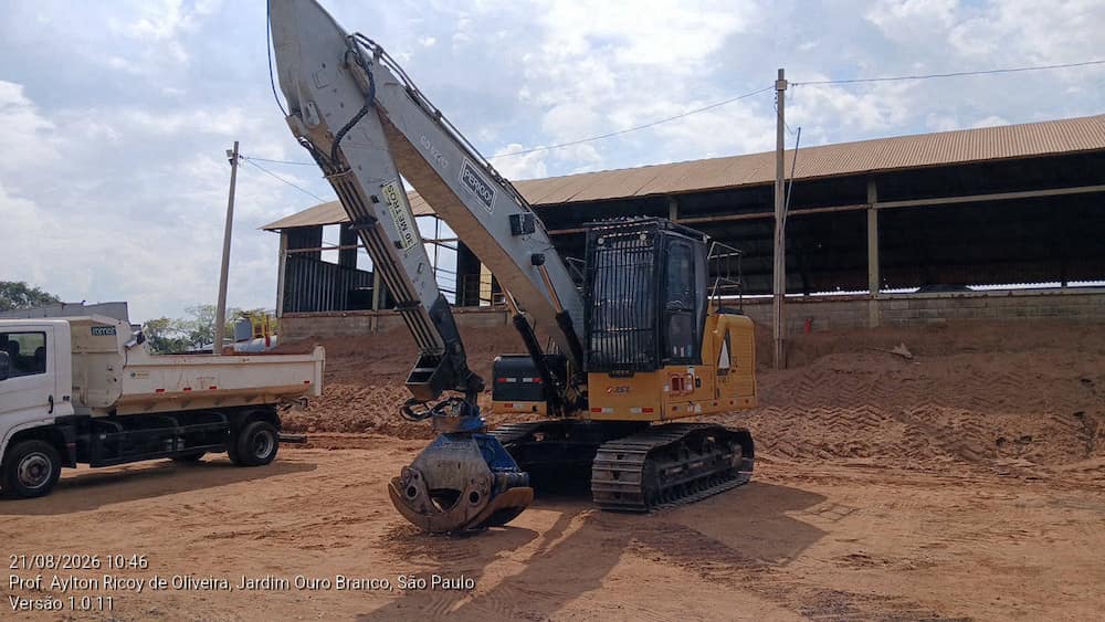 CATERPILLAR 320GC