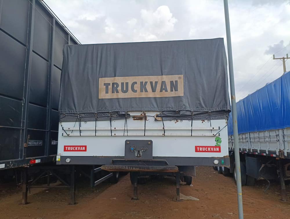 TRUCKVAN SR GRANELEIRO 4E 1+3