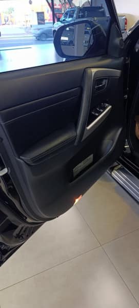 Mitsubishi MMC PAJERO HPE S
