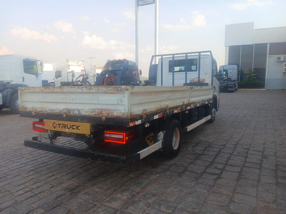 VOLKSWAGEN 6.170 DRF 4X2
