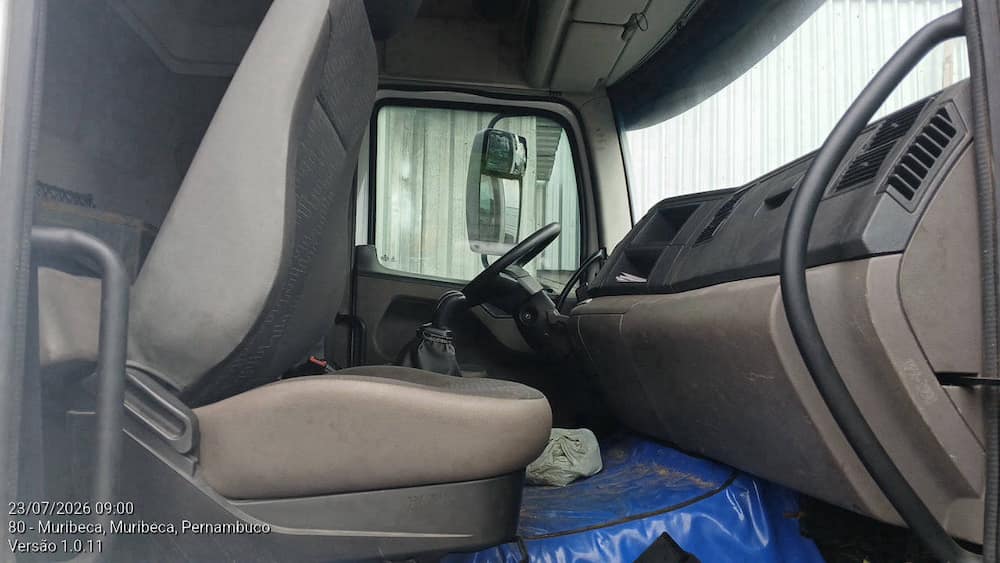 VOLKSWAGEN 25.420 CTC 6X2