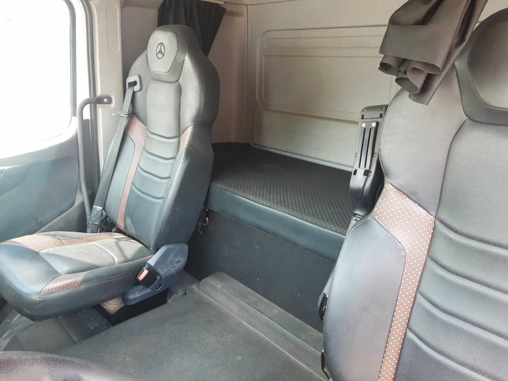 Mercedes-Benz Axor 3344 S (6X4)