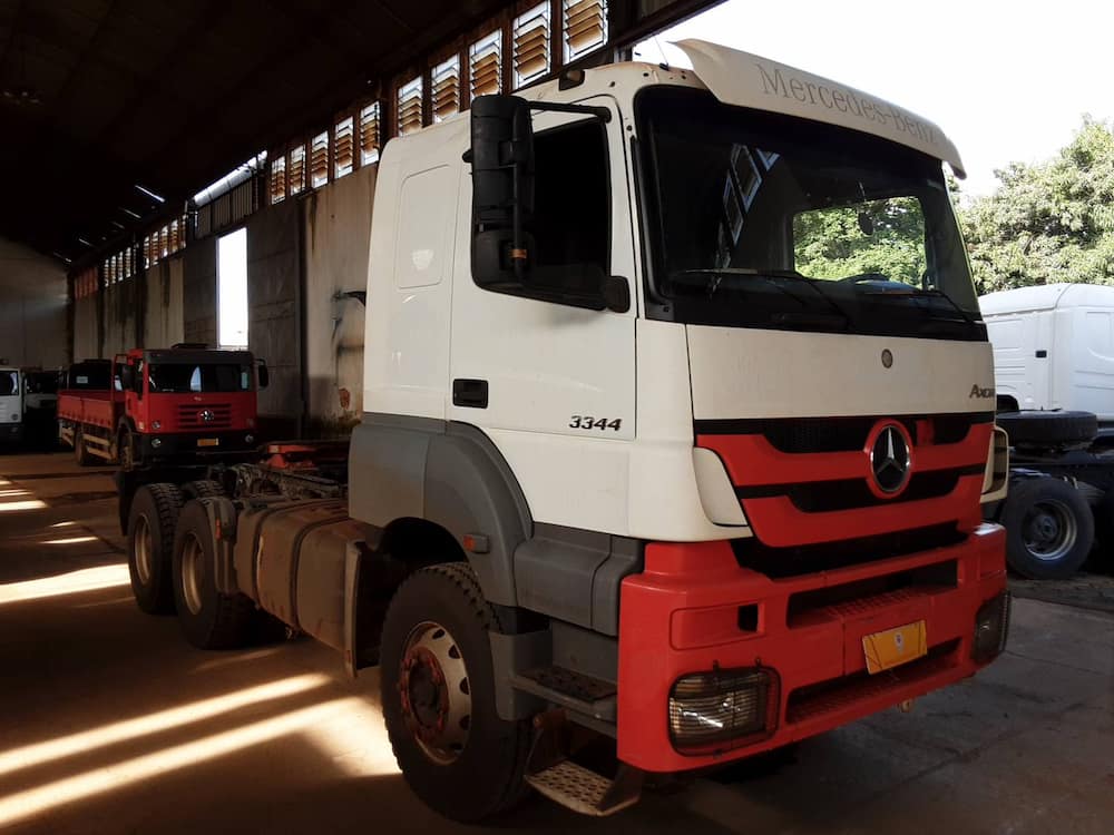 Mercedes-Benz Axor 3344 S (6X4)