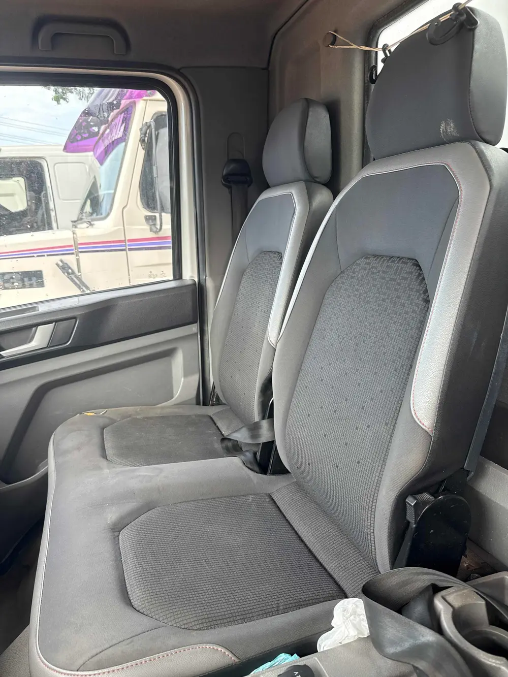 Volkswagen Delivery Express 2p (diesel)(E5)