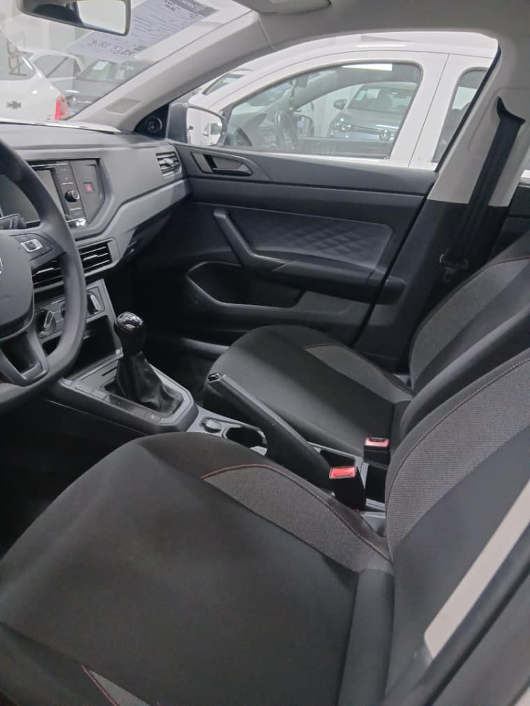 Volkswagen POLO 1.0 MPI TRACK MANUAL