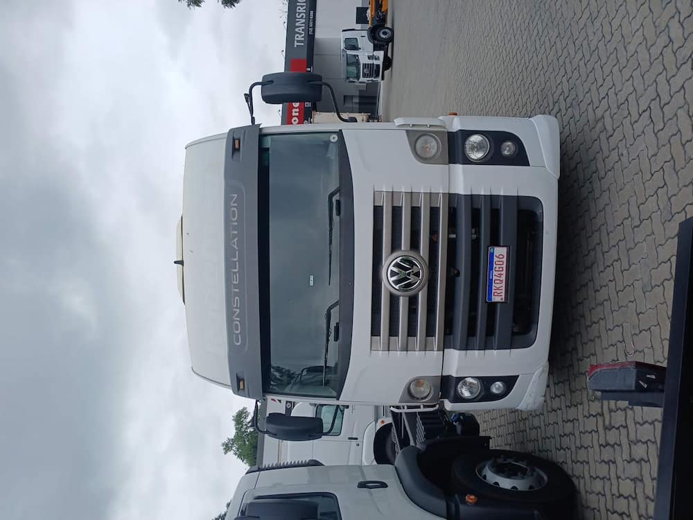 Volkswagen 25.420 Constellation 25.420 E DC Tractor V Tronic