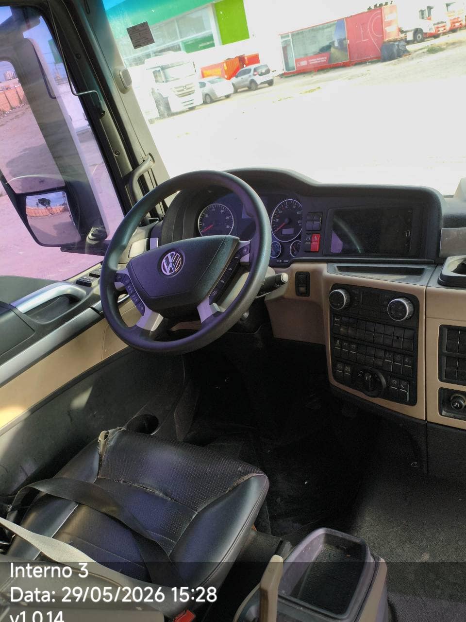 VOLKSWAGEN 28.460 METEOR 6X2