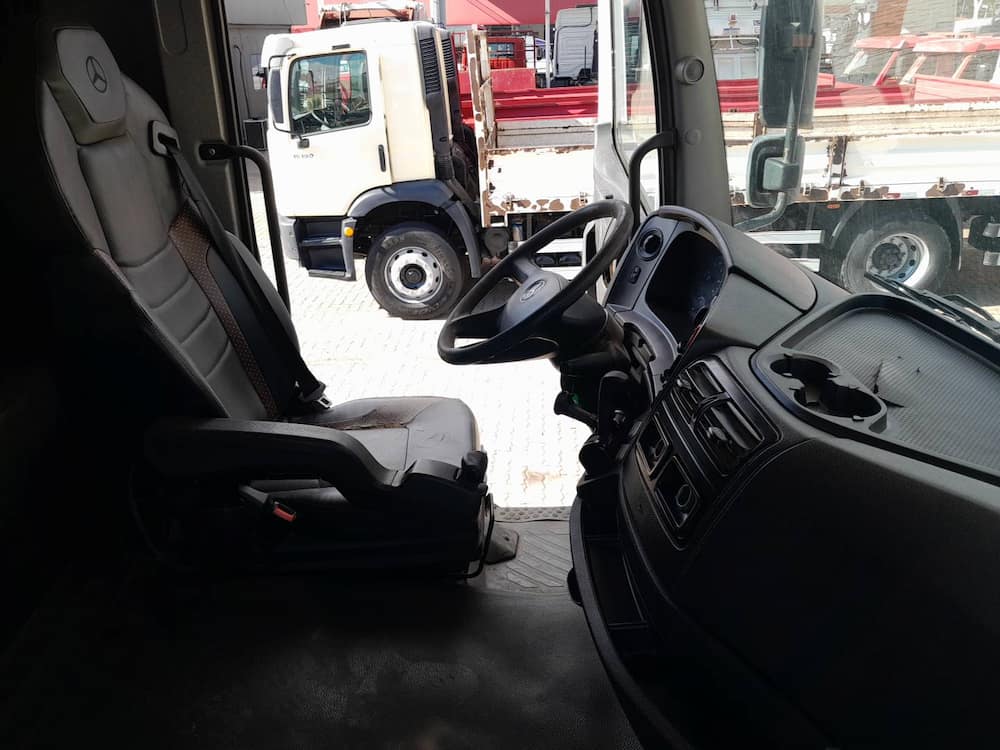 Mercedes-Benz Axor 3344 S (6X4)