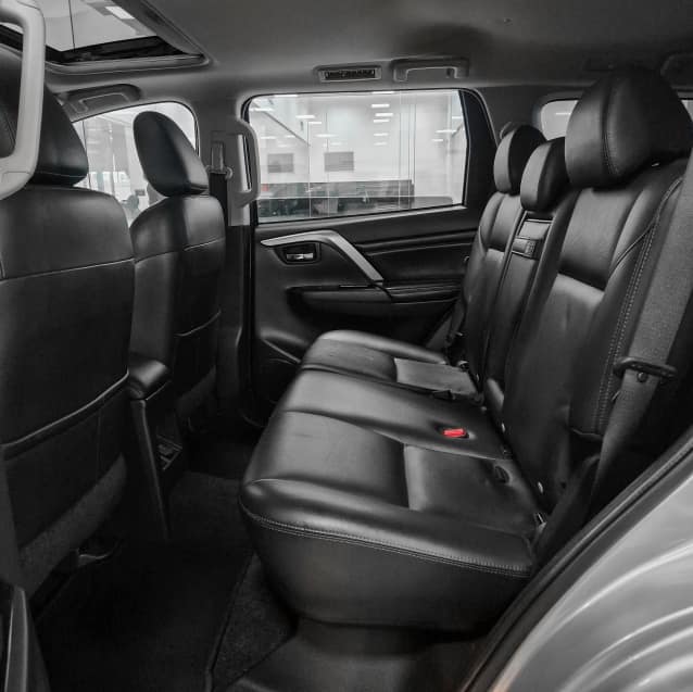 Mitsubishi PAJERO SPORT 2.4 16V MIVEC TURBO DIESEL HPE-S AWD AUTOMÁTICO 2023/2024