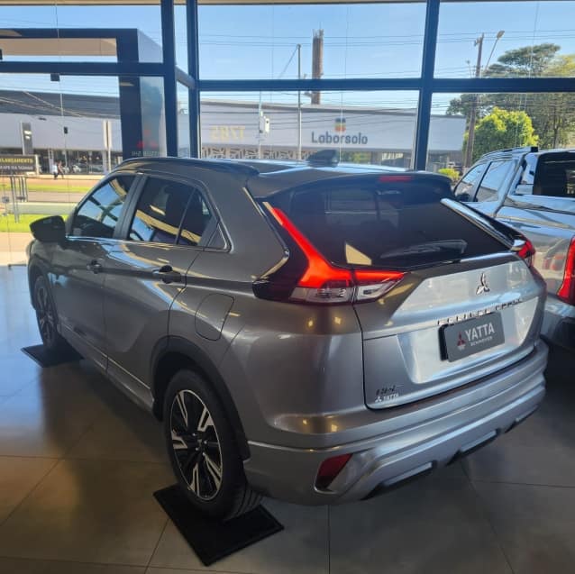 Mitsubishi ECLIPSE CROSS 1.5 MIVEC TURBO GASOLINA HPE CVT 2025/2026