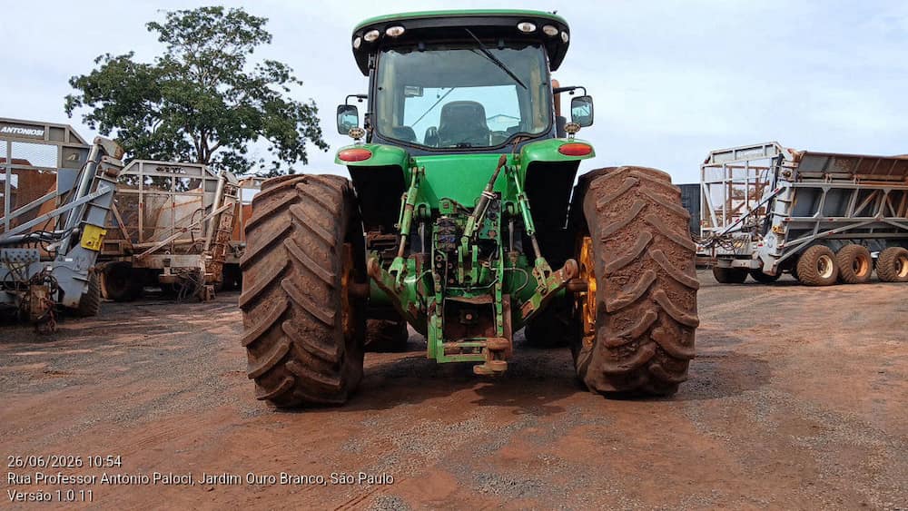 JOHN DEERE 8270R