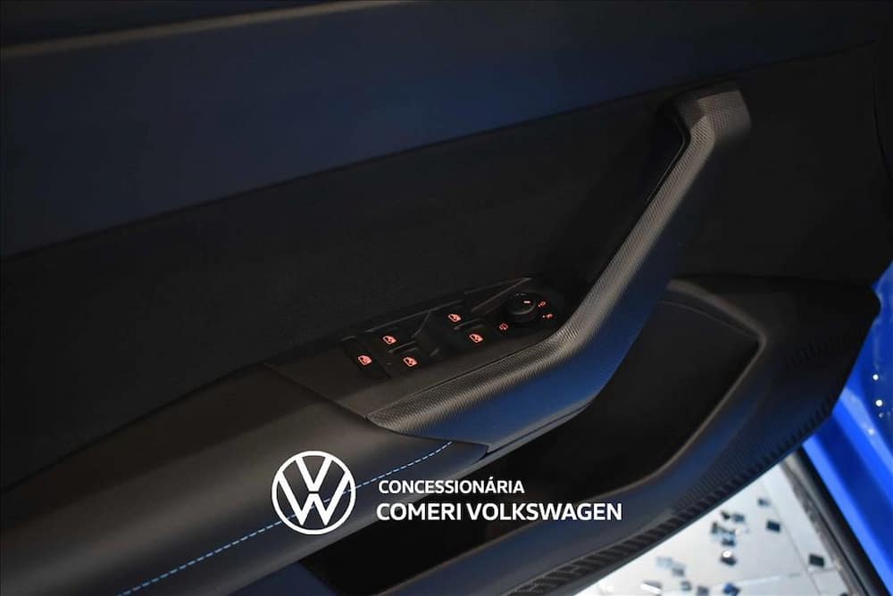 2027 VOLKSWAGEN NIVUS 1.0 200 TSI TOTAL FLEX HIGHLINE AUTOMÁTICO