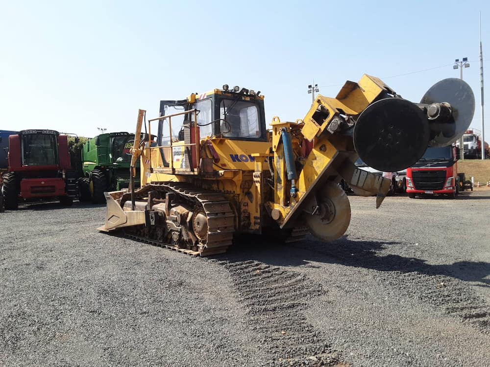 KOMATSU D155AX-6