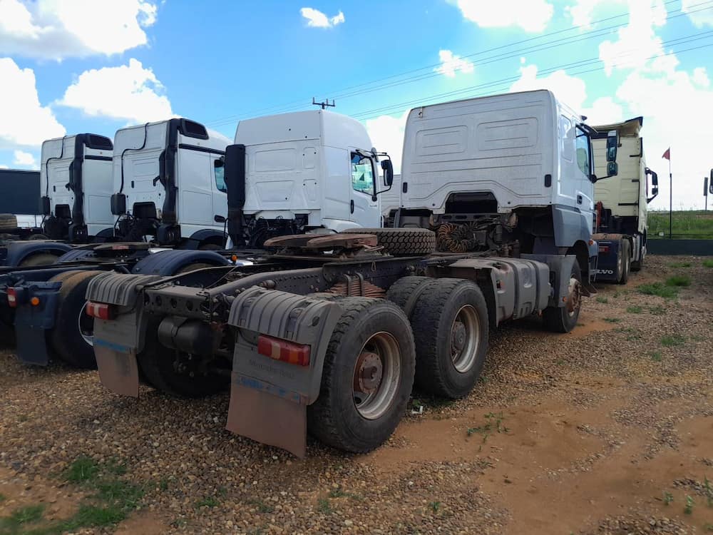 Mercedes-Benz Axor 3344 S (6X4)