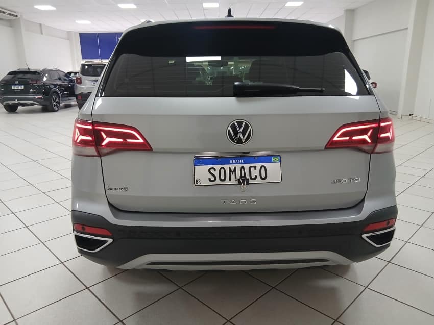 Volkswagen TAOS 1.4 250 TSI TOTAL FLEX COMFORTLINE AUTOMÁTICO