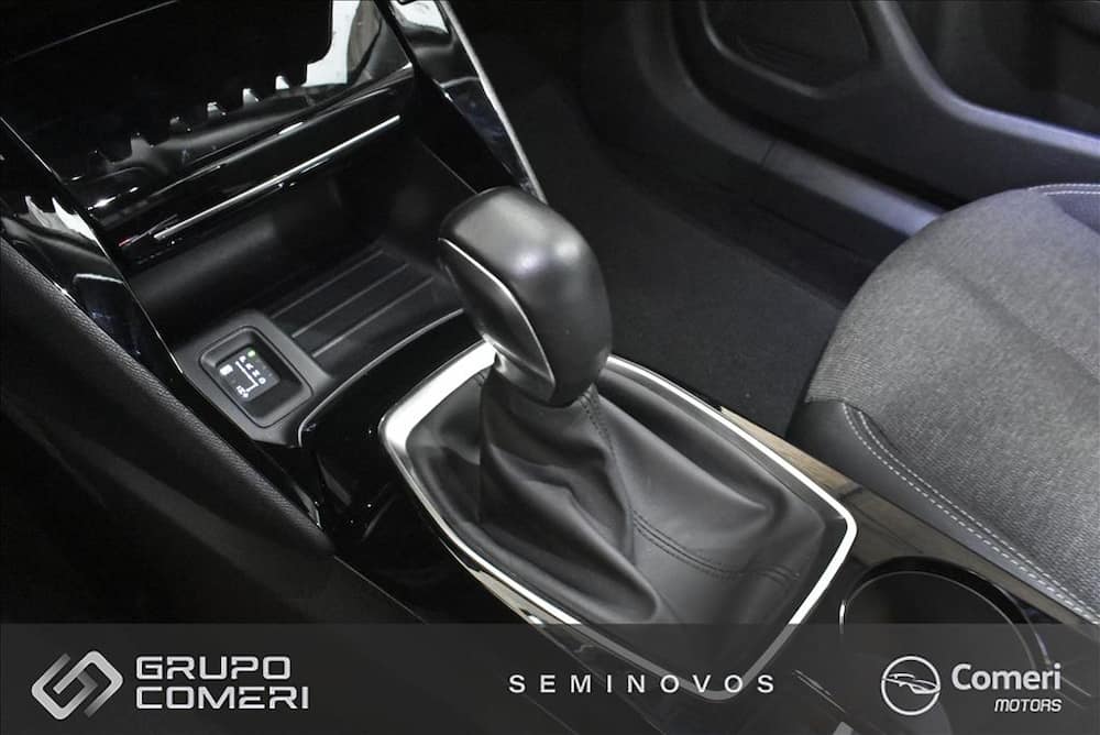 2025 PEUGEOT 2008 1.0 TURBO 200 FLEX ACTIVE CVT