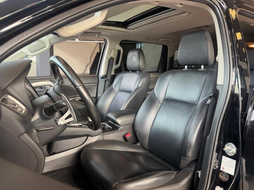Mitsubishi PAJERO SPORT 2.4 16V MIVEC TURBO DIESEL HPE-S AWD AUTOMÁTICO 2023/2024