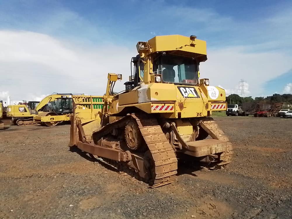 CATERPILLAR D6T XL