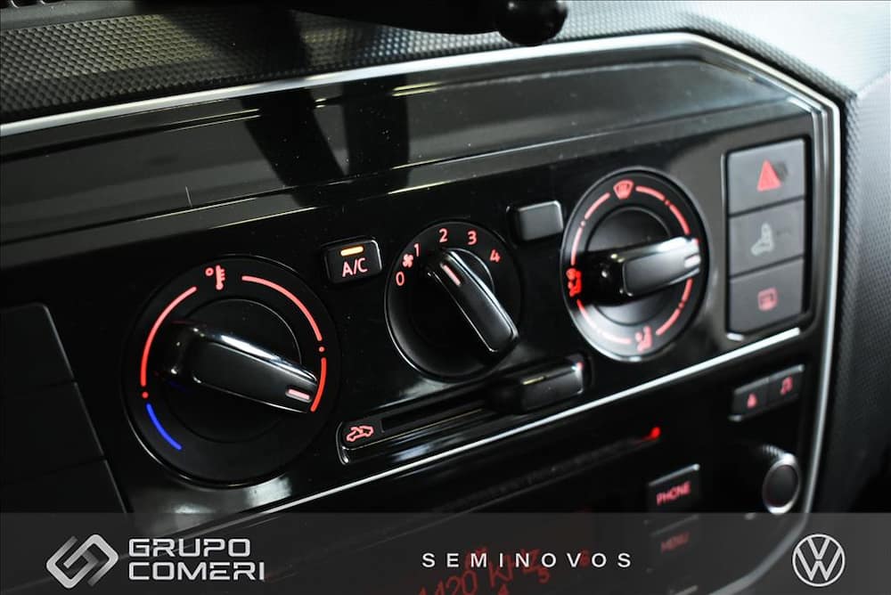 2020 VOLKSWAGEN UP 1.0 MPI TOTAL FLEX 4P MANUAL