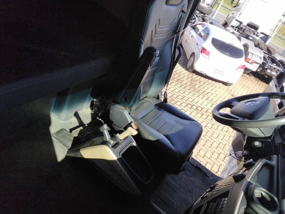 Volkswagen Meteor 29.520 6x4 2p (diesel)(E5)