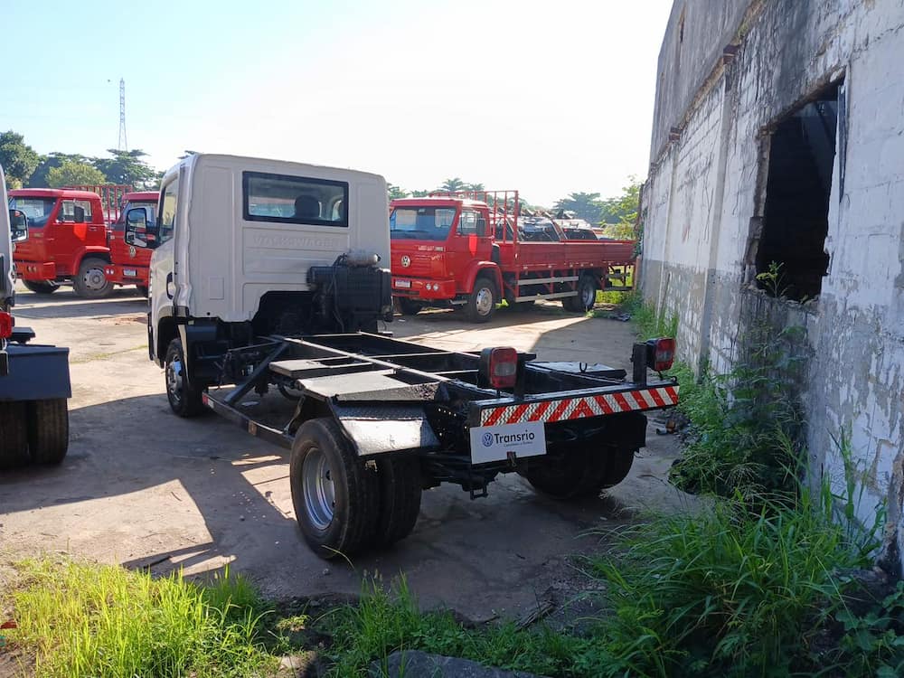Volkswagen 6-160 Delivery 2p (diesel)(E5)