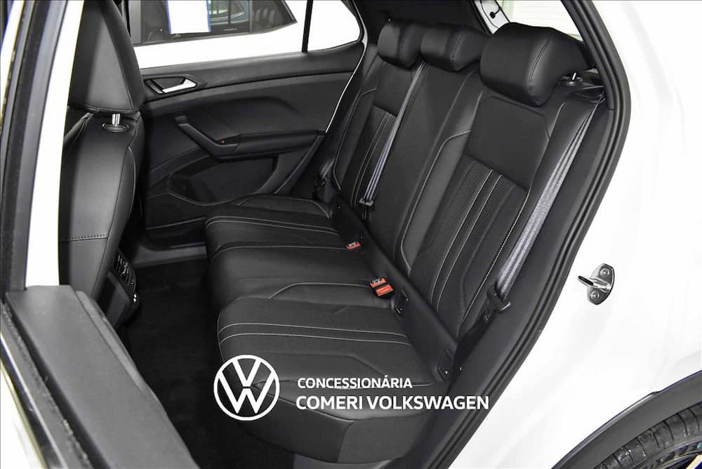 2027 VOLKSWAGEN T-CROSS 1.4 250 TSI TOTAL FLEX HIGHLINE AUTOMÁTICO