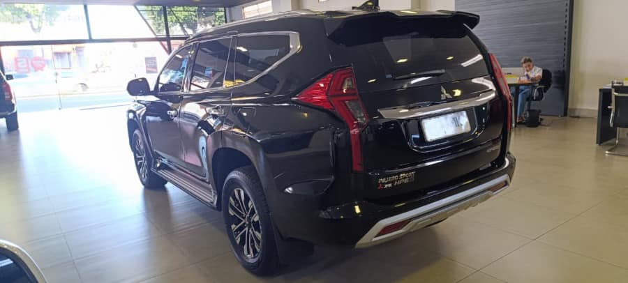 Mitsubishi MMC PAJERO HPE S
