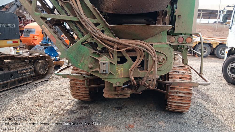 JOHN DEERE CH570