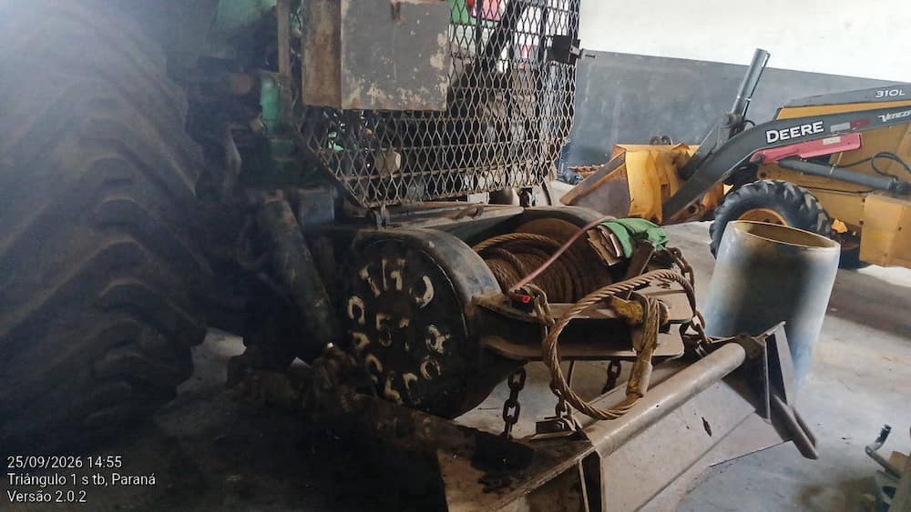 JOHN DEERE TRATOR JOHN DEERE 7215J