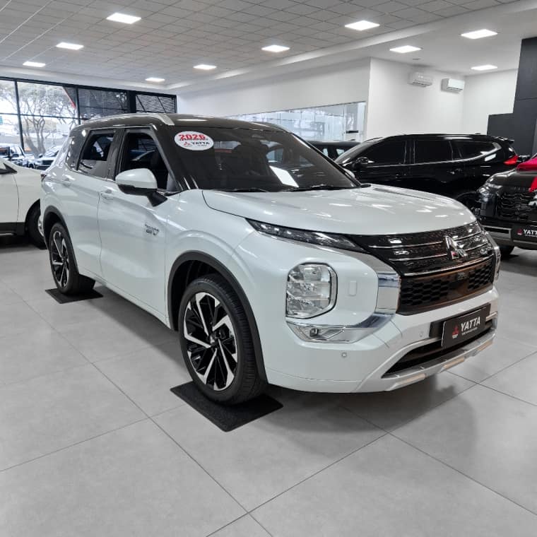 Mitsubishi OUTLANDER 2.4 PHEV SIGNATURE S-AWC DHT 2025/2026