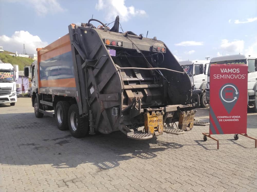 Volkswagen 24-260 E Constel. 6x2 2p (diesel)(E5)