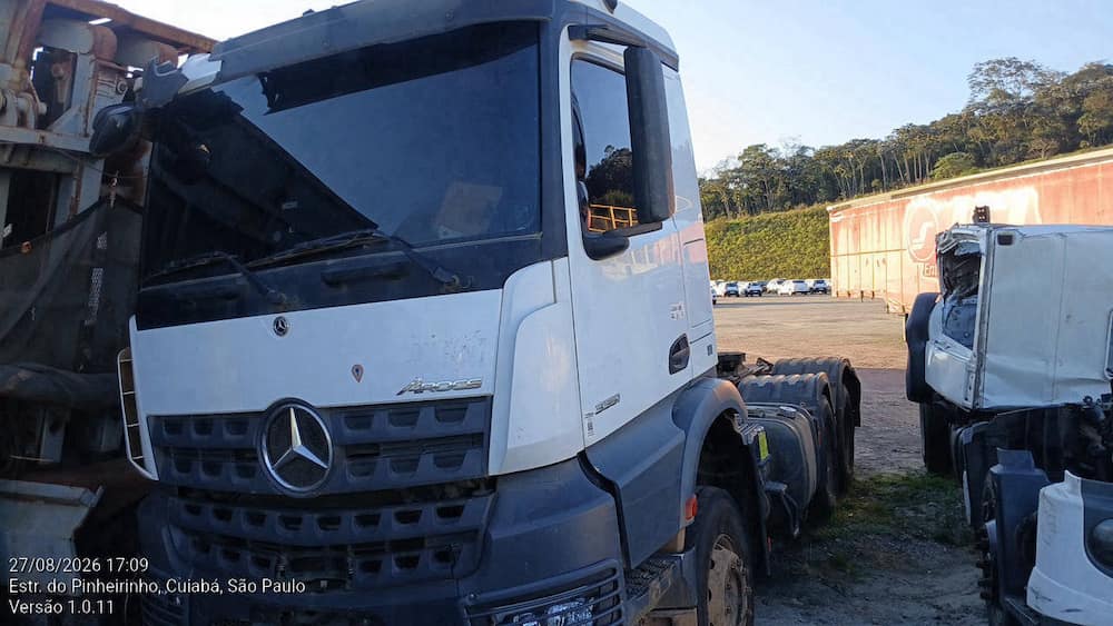 MERCEDES-BENZ AROCS 3351S
