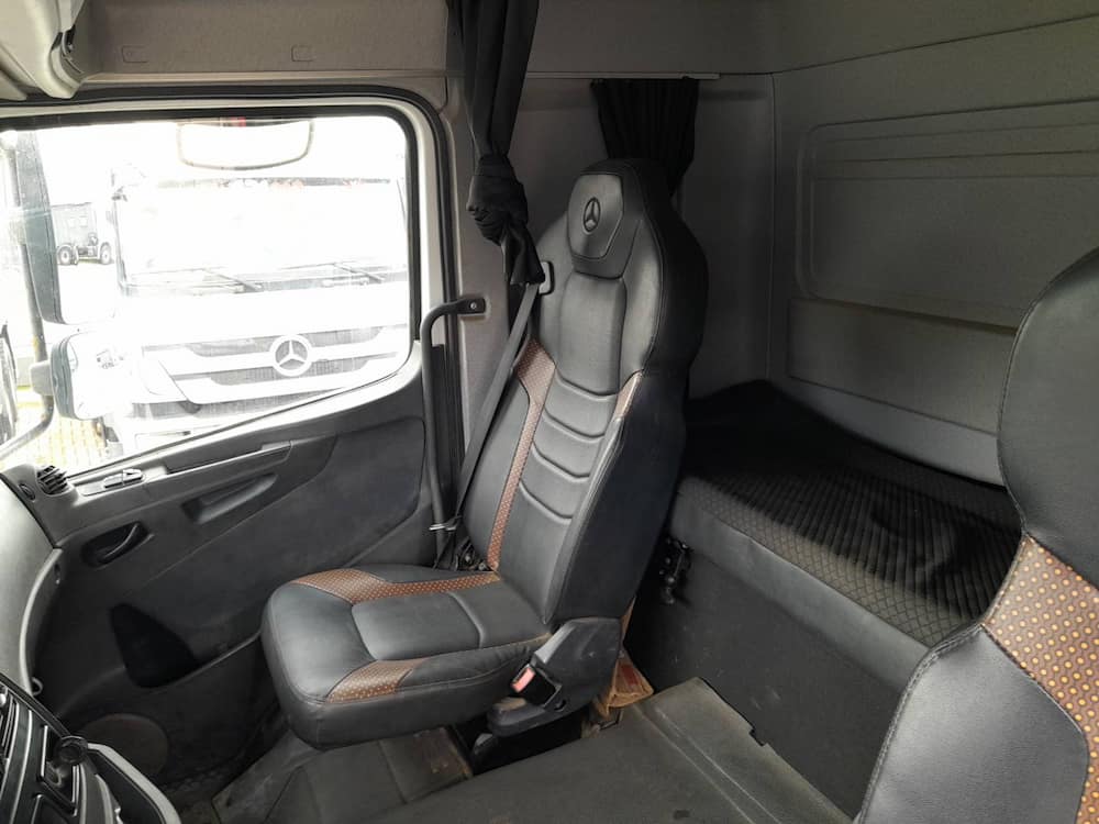 Mercedes-Benz Axor 3344 S (6X4)