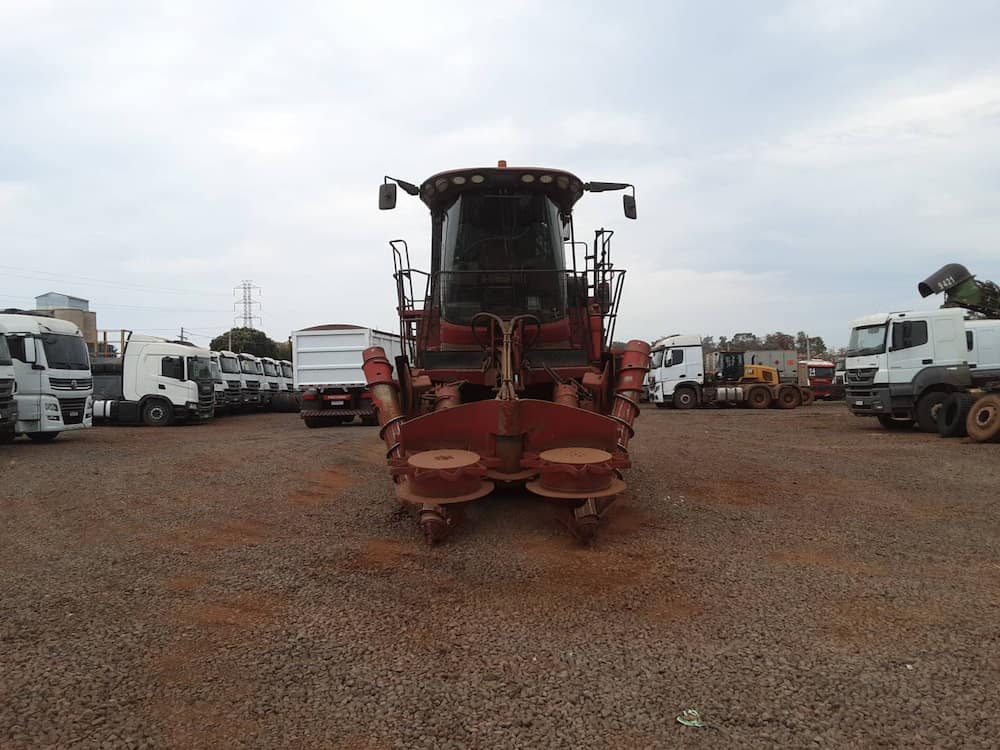 CASE 8810