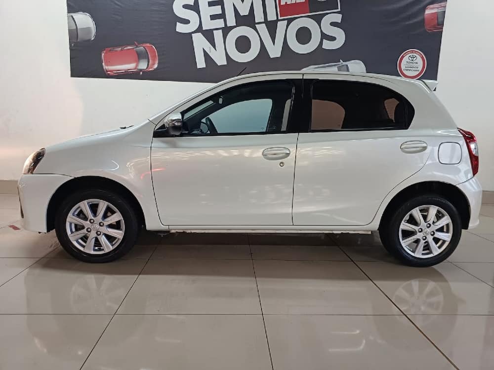 TOYOTA ETIOS 1.5 X PLUS 16V FLEX 4P MANUAL