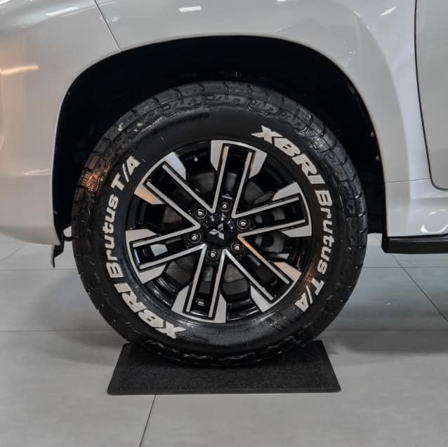Mitsubishi PAJERO SPORT 2.4 16V MIVEC TURBO DIESEL HPE AWD AUTOMÁTICO 2022/2023
